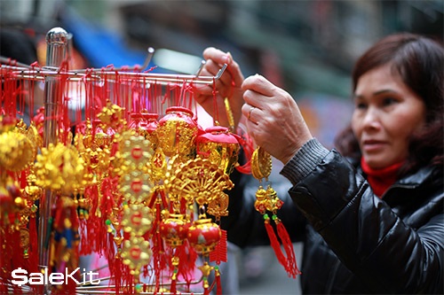 B&aacute;n c&aacute;c vật dụng, đồ trang tr&iacute; Tết