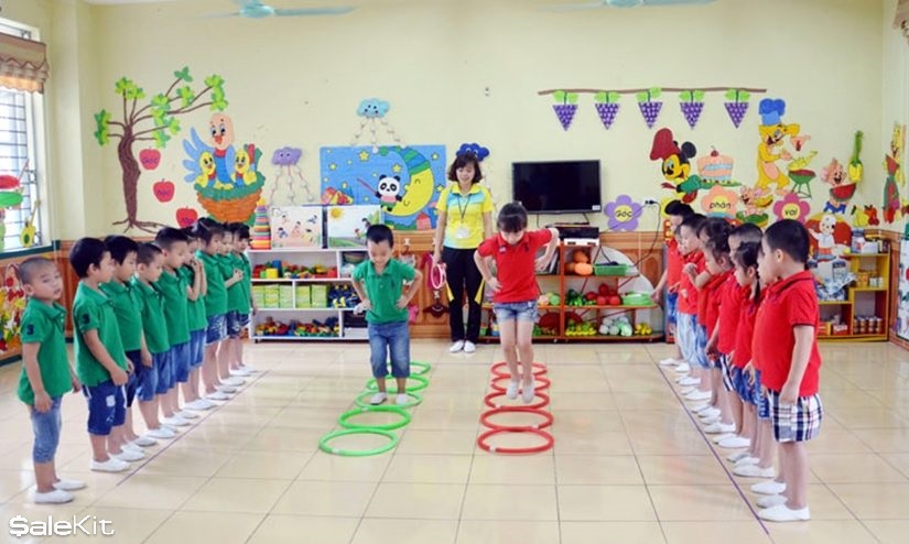 mở lớp tr&ocirc;ng trẻ tại nh&agrave;