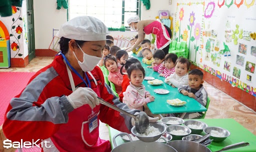 mở lớp tr&ocirc;ng trẻ tại nh&agrave;