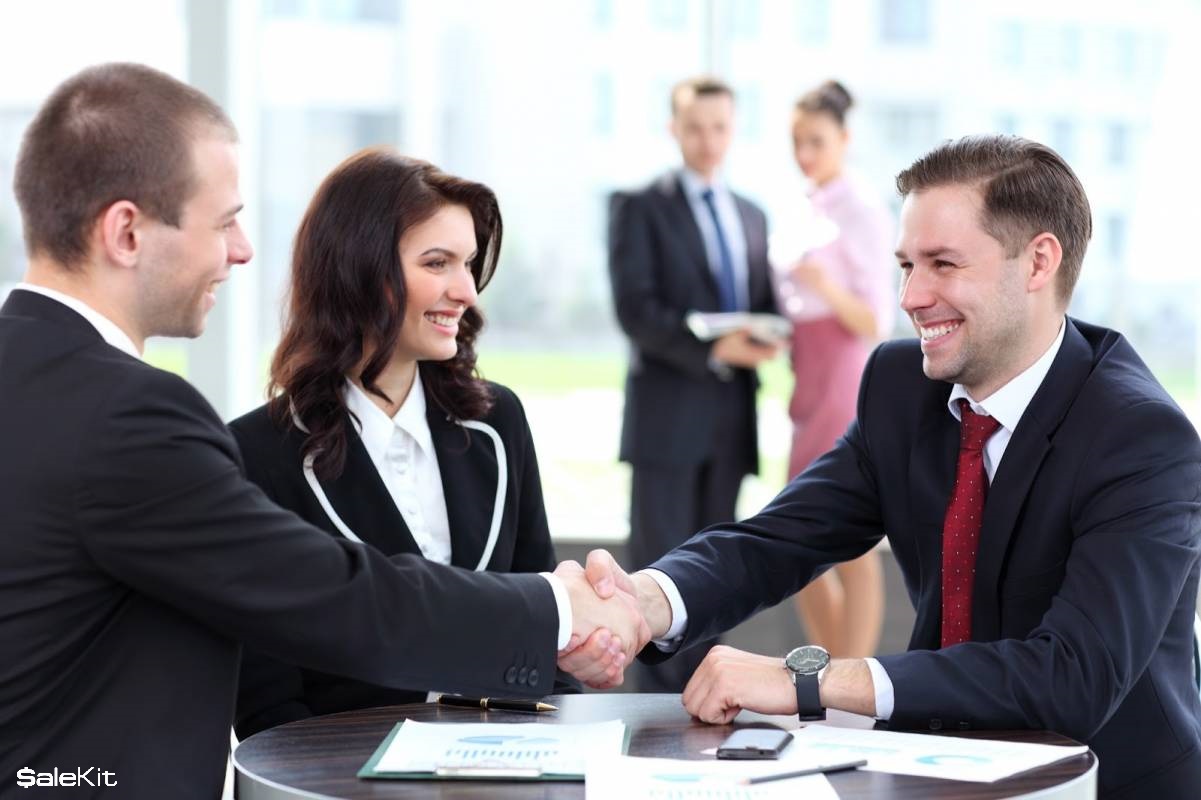 Bí quyết giữ chân khách hàng lâu năm