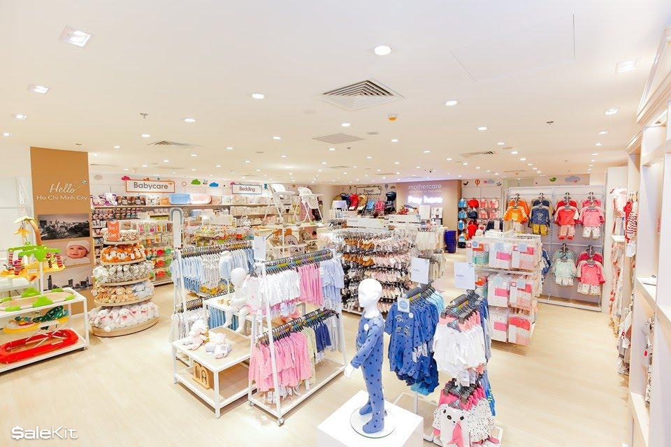 trang tr&iacute; shop quần &aacute;o trẻ em