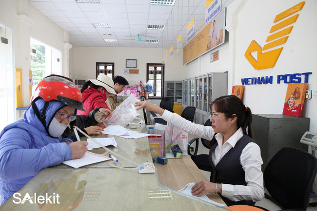 gửi h&agrave;ng qua bưu điện