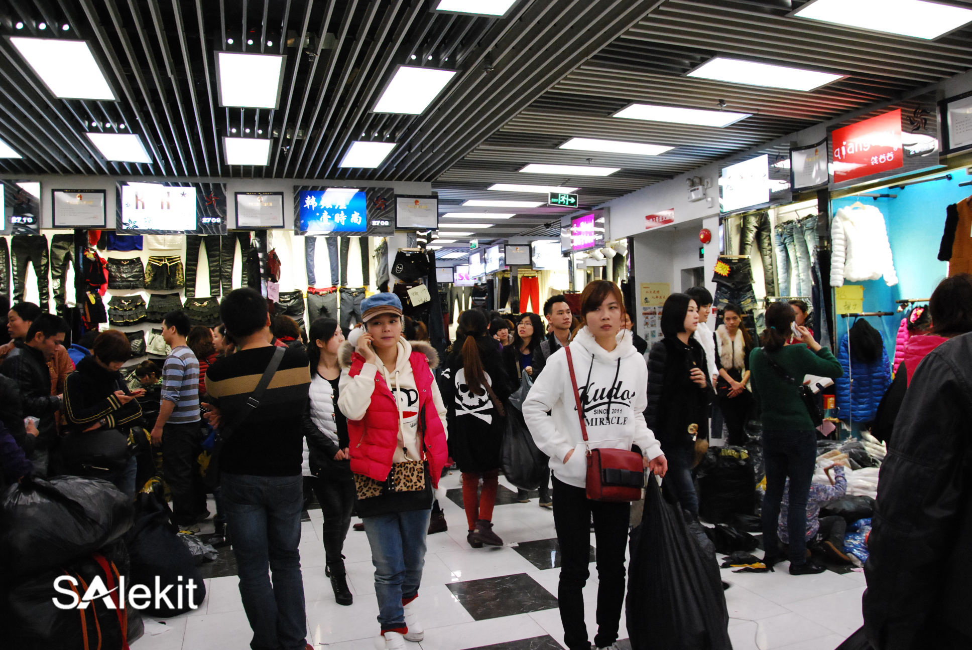 nguồn sỉ quần &aacute;o quảng ch&acirc;u