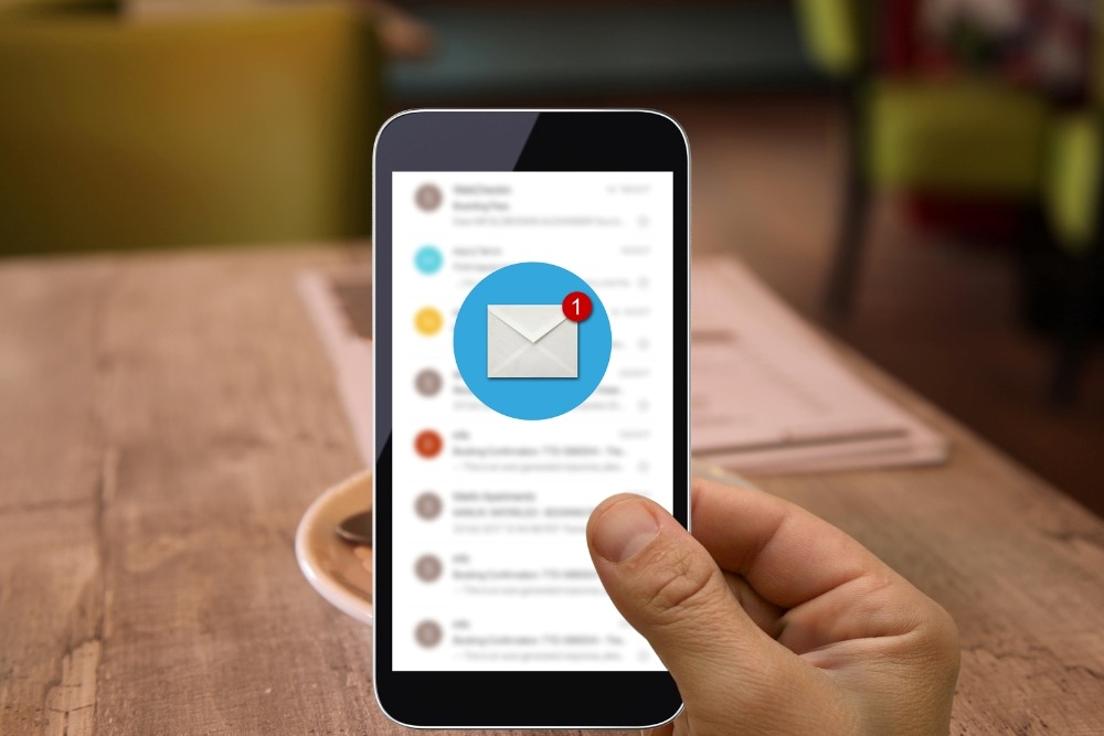 Email b&aacute;o gi&aacute; cần c&oacute; ti&ecirc;u đề nổi bật để kh&aacute;ch h&agrave;ng mở mail 